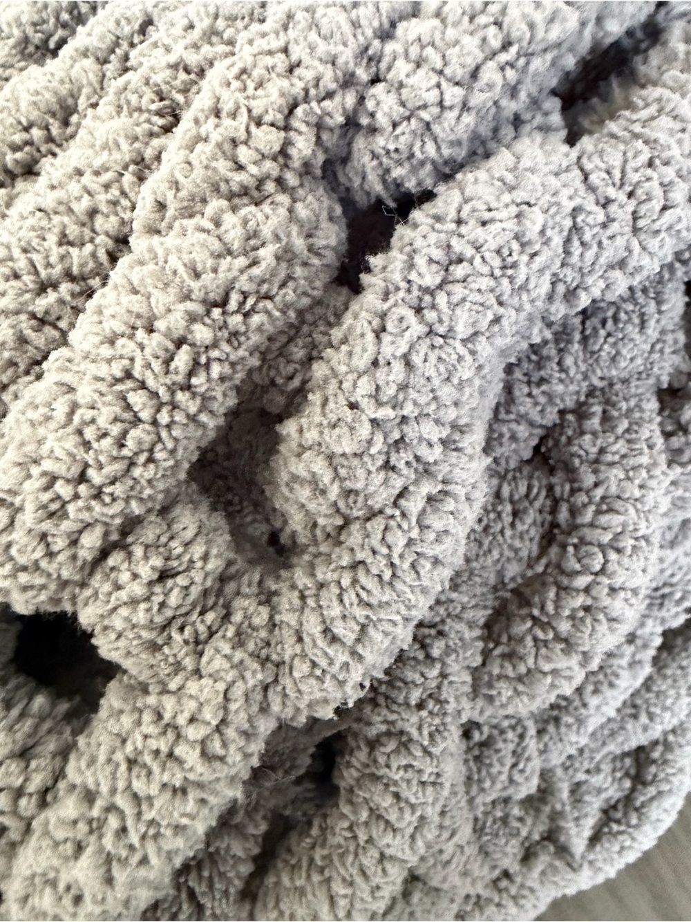 Cozy Chunky Knit Gray Throw Blanket - Picture 11 of 11